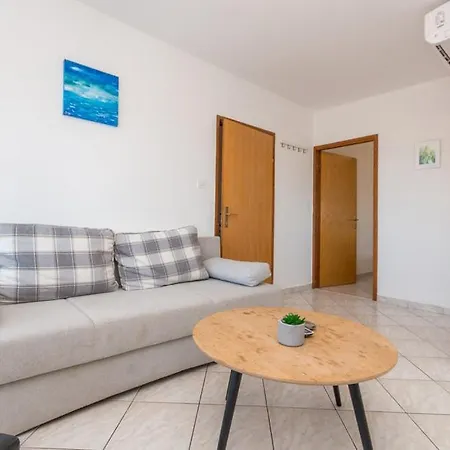 Apartment Mikulic