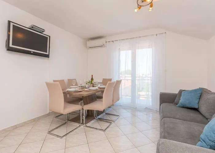 Apartmán Mikulic Biograd Na Moru